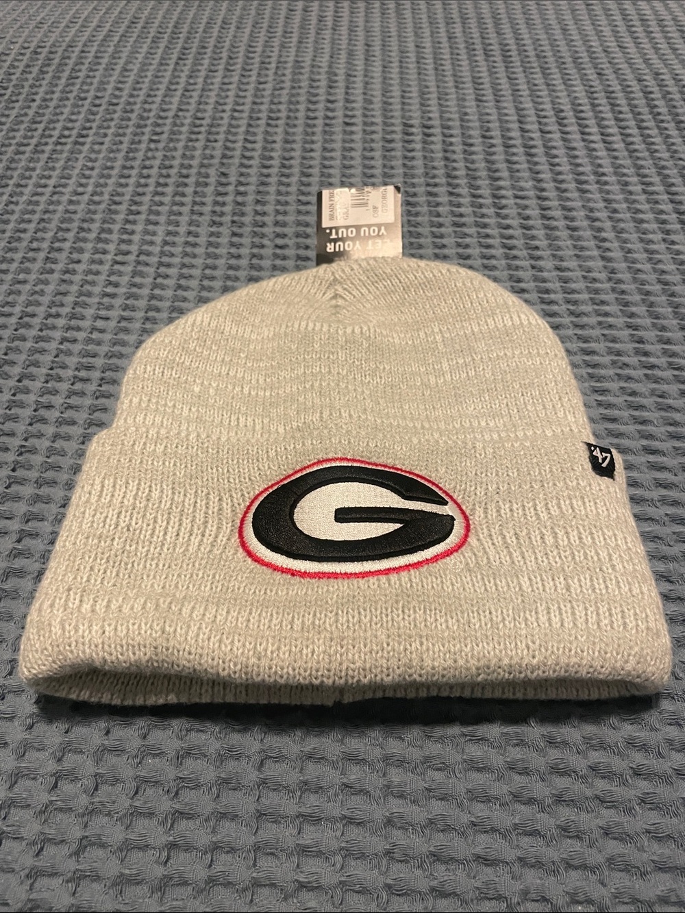 47  Light Gray Georgia Bulldogs Cuffed Beanie with Black & Red Logo